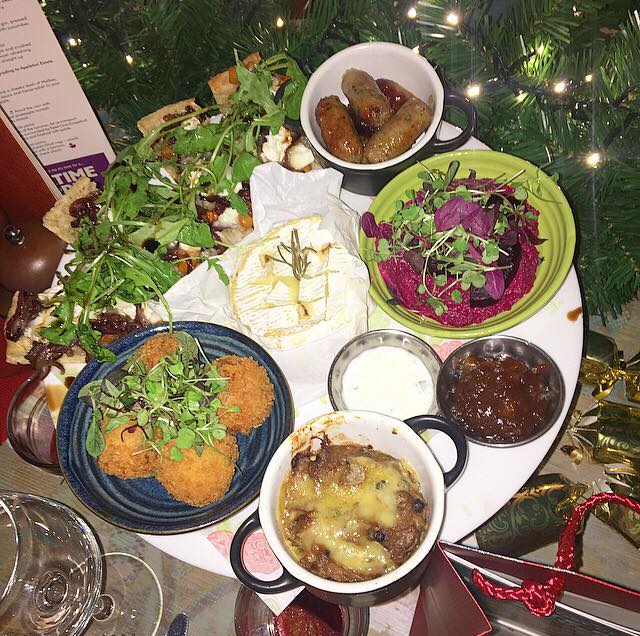 Christmas at The Cosy Club! | #gifted
